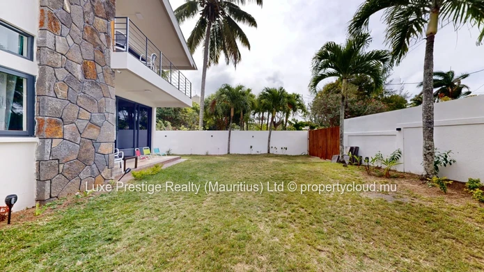 Modern 2-Bedroom Ground Floor Apartment for Rent in Pereybere | 2 Minutes Walk to the Beach | Rs 65,000 Negotiable