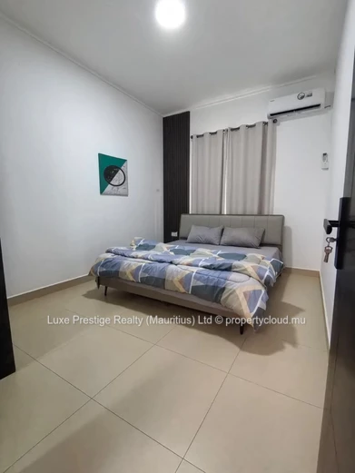 2-Bedroom Apartment in Grand Baie – Walk to Super U | All Bills Included | Furnished