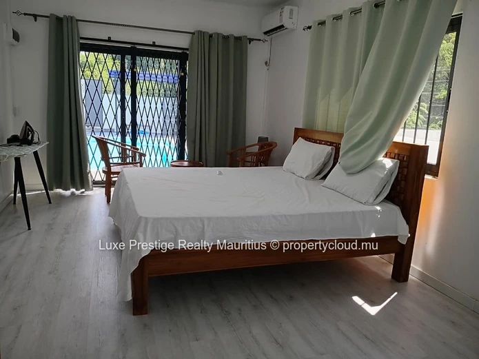 Villa neuve de standing 4 chambres avec piscine à Calodyne – 3 minutes de la plage   | Terrain 10 perches | 210 m² co...