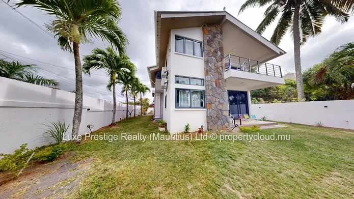 Modern 2-Bedroom Ground Floor Apartment for Rent in Pereybere | 2 Minutes Walk to the Beach | Rs 65,000 Negotiable