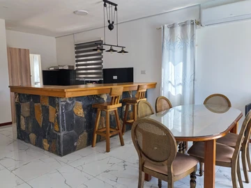 4 Bedroom Villa