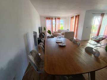 5 Bedroom Villa