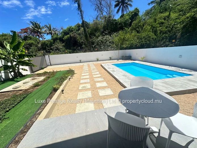Villa 3 chambres avec piscine à Grand Gaube | Nord de l’île Maurice | Résidence privée | Rs