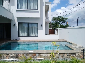 4 Bedroom Villa