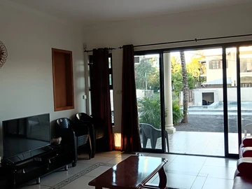 4 Bedroom Villa
