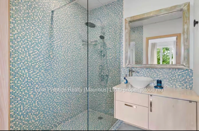 Luxury 2-Bedroom Apartment in Cape Bay, Bain Boeuf | Private Pool | 125 m² | Secure Residence | Near Grand Baie | Rs ...