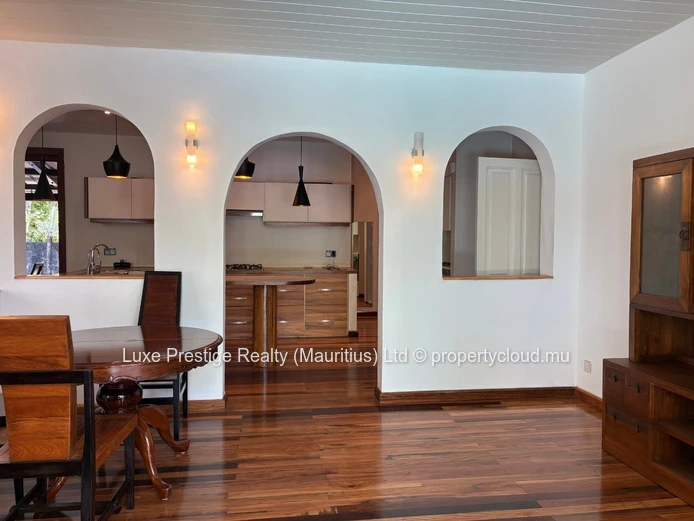 Maison de charme 3 chambres avec piscine privée à louer à Pereybère / Bain Boeuf | À 3 minutes à pied de la plage | R...