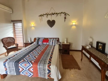 4 Bedroom Villa