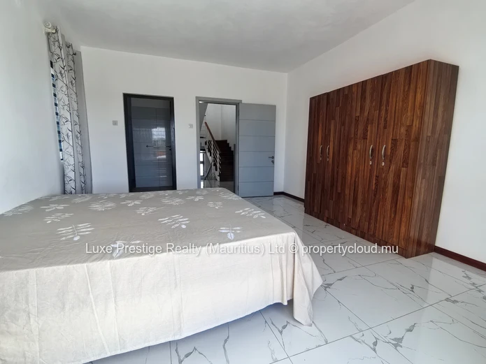 Villa de luxe 4 chambres en suite à vendre à Mont Choisy | Piscine privée | Sécurité intelligente | Rs 20M