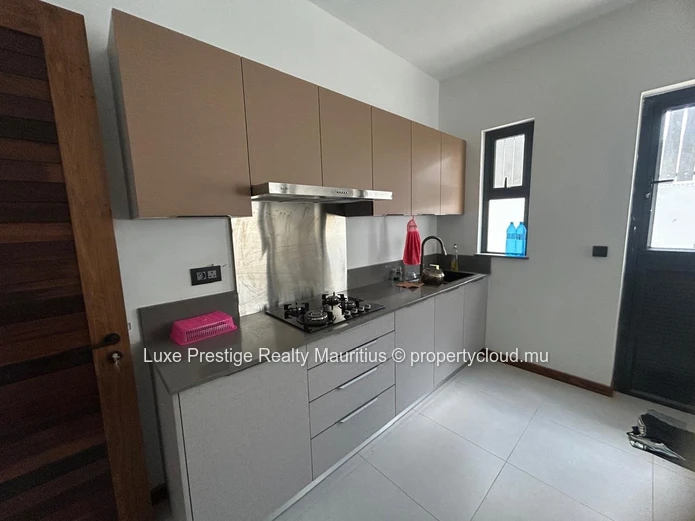 Long-Term Rental – 4-Bedroom Villa – Grand Baie, Chemin Vingt Pieds
