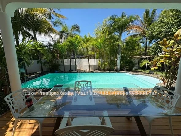 Maison de charme 3 chambres avec piscine privée à louer à Pereybère / Bain Boeuf | À 3 minutes à pied de la plage | R...