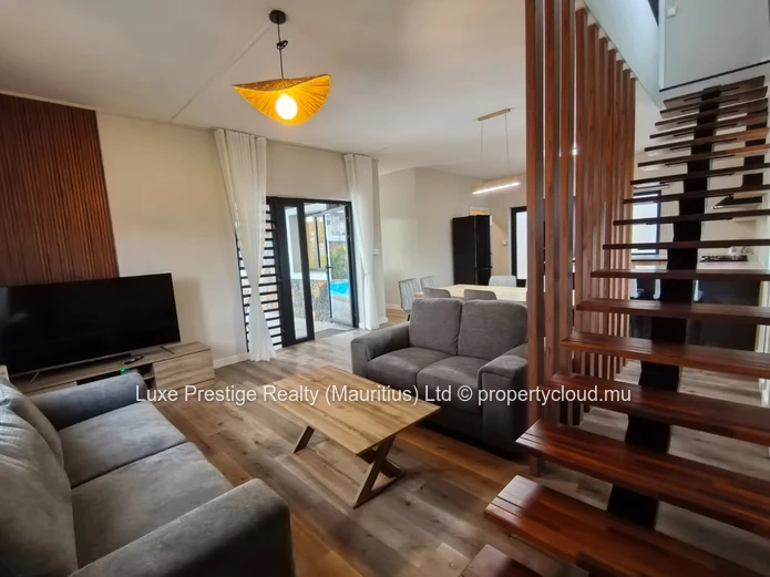 Modern 3-Bedroom Villa with Private Pool for Rent in Calodyne | Secure Residential Complex | 2 Minutes from the Beach 