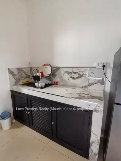 2-Bedroom Apartment in Grand Baie – Walk to Super U | All Bills Included | Furnished