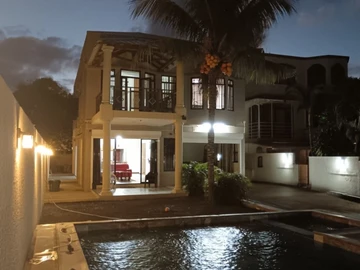 4 Bedroom Villa